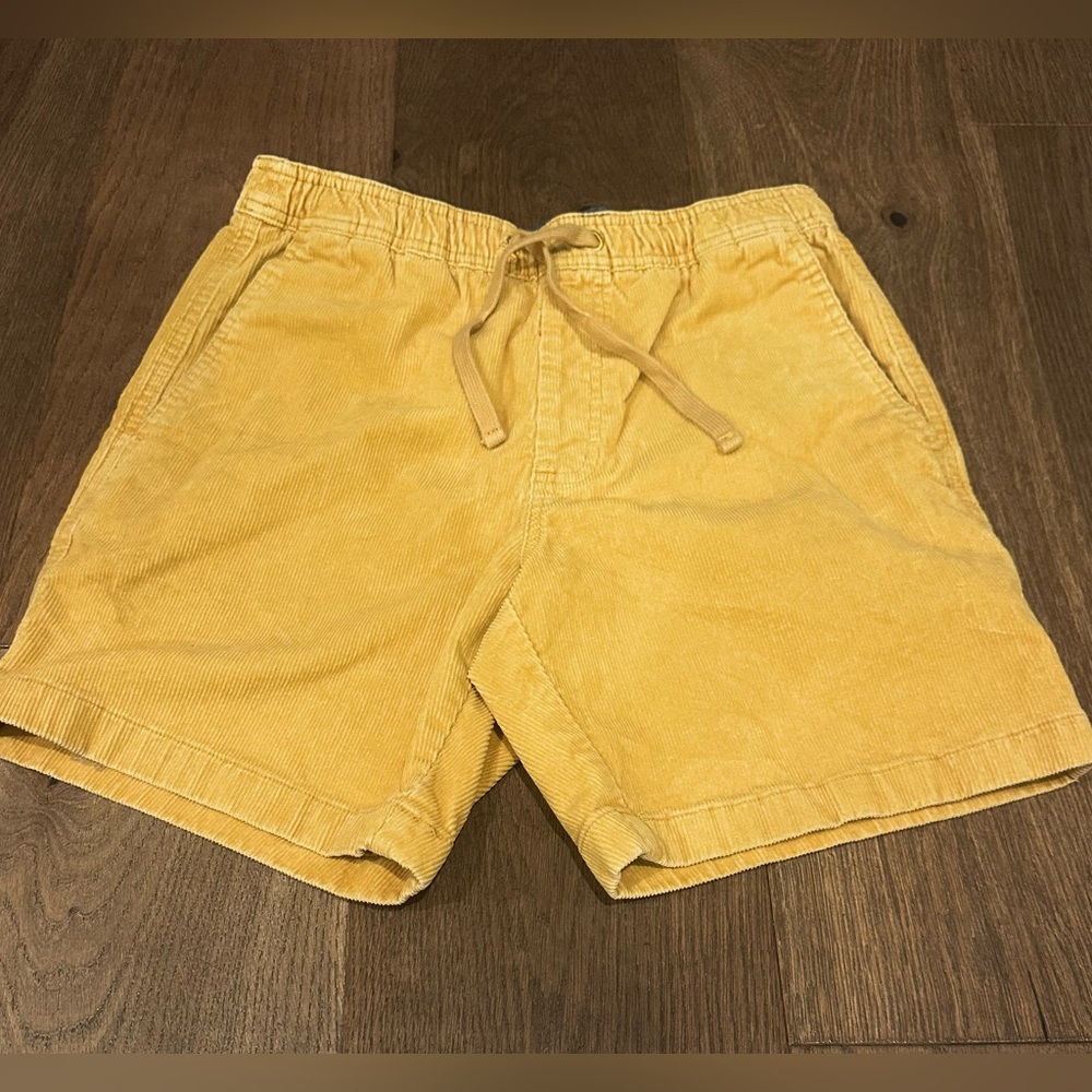 Vineyard Vines Pull On Jetty Mustard Corduroy Shorts